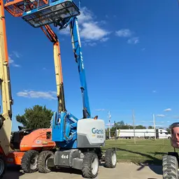 2016 Genie Z-62/40J Articulating Boom Lift