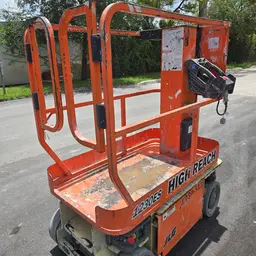 2019 JLG 1230ES Self-Propelled One-Person Lift
