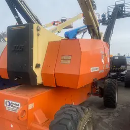 2016 JLG 800AJ Articulating Boom Lift