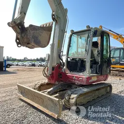 2022 Takeuchi TB370CR Mini Excavator