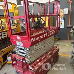 2018 MEC MICRO 19 Scissor Lift