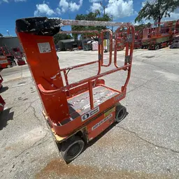 2019 JLG 1230ES Self-Propelled One-Person Lift