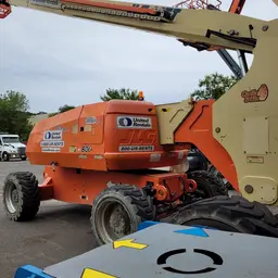 2015 JLG 800AJ Articulating Boom Lift
