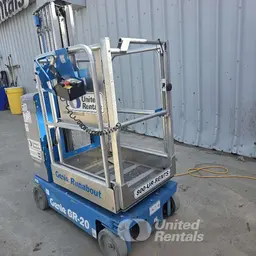2017 Genie GR-20 Self-Propelled One-Person Lift