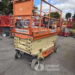 2017 JLG 3246ES Scissor Lift