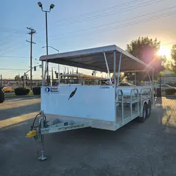 2022 Featherlite 3115-0017 Trailer