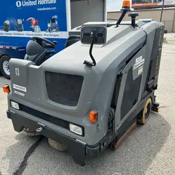 2022 KARCHER B 300 RI LPG Scrubber