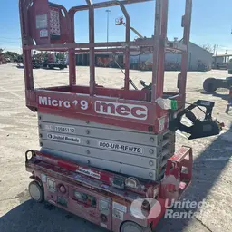 2019 MEC MICRO 19 Scissor Lift