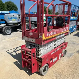 2019 MEC 1930SE Scissor Lift