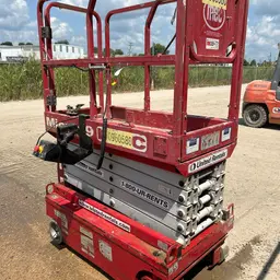 2019 MEC MICRO 19 Scissor Lift