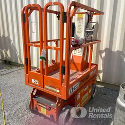 2020 Snorkel TM12E Self-Propelled One-Person Lift