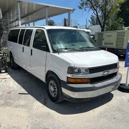 2017 Chevrolet E3500EXTLTGRWD Vehicle