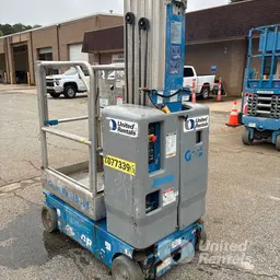 2018 Genie GR-20 Self-Propelled One-Person Lift