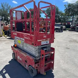 2017 MEC 1930SE Scissor Lift