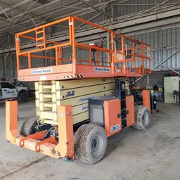 2018 JLG 530LRT Rough Terrain Scissor Lift