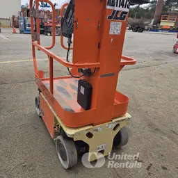 2019 JLG 1230ES Self-Propelled One-Person Lift