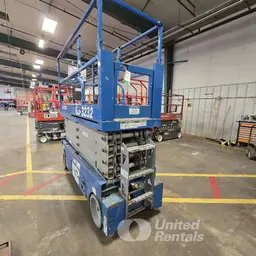 2017 Genie GS-3232 Scissor Lift