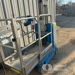 2017 Genie GR-20 Self-Propelled One-Person Lift