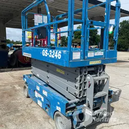 2018 Genie GS-3246 Scissor Lift