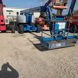2017 Genie Z-80/60J Articulating Boom Lift