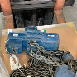 2012 JD NEUHAUS PROFI 10T Hoist