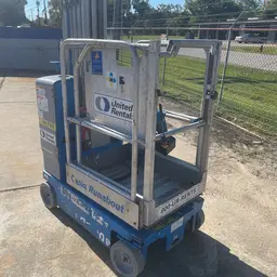 2019 Genie GR-20 Self-Propelled One-Person Lift