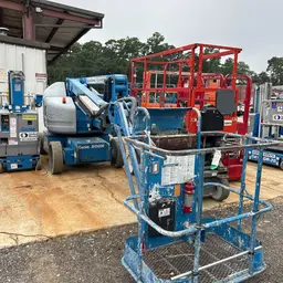 2015 Genie Z-40/23N RJ Articulating Boom Lift