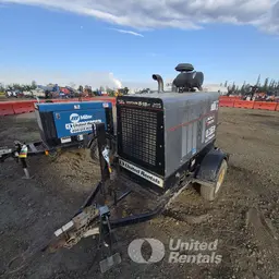 2019 Lincoln Electric VANTAGE 549 Welder