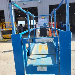 2018 Genie GS-3232 Scissor Lift