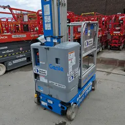 2018 Genie GR-20 Self-Propelled One-Person Lift