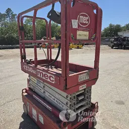 2017 MEC 1330SE Scissor Lift