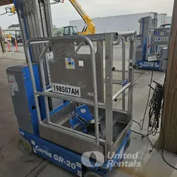 2017 Genie GR-20 Self-Propelled One-Person Lift