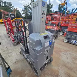 2017 JLG 20MVL Self-Propelled One-Person Lift