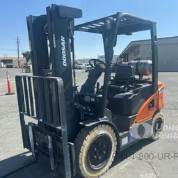 2019 Doosan G25P-7DF Warehouse Forklift