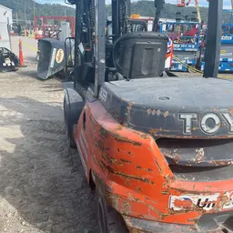 2018 Toyota 8FD45U Warehouse Forklift