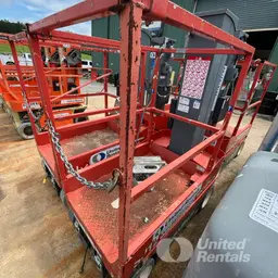 2018 Genie GR-20 Self-Propelled One-Person Lift