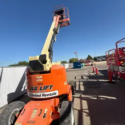 2014 JLG E450AJ Articulating Boom Lift