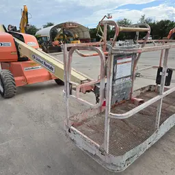 2017 JLG 400S Boom Lift
