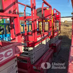 2019 MEC MICRO 19 Scissor Lift
