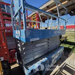 2018 Genie GS-4047 Scissor Lift