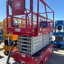 2017 MEC 4046SE Scissor Lift