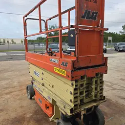 2017 JLG 2632ES Scissor Lift