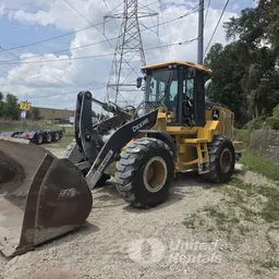 2021 John Deere 624L Wheel Loader