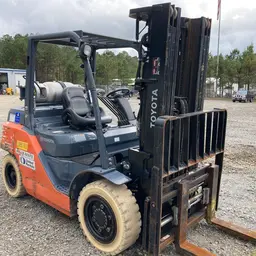 2018 Toyota 8FG35U Forklift