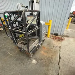 2016 JLG 20MVL Self-Propelled One-Person Lift
