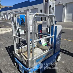 2018 Genie GR-20 Self-Propelled One-Person Lift