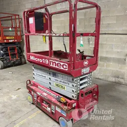 2018 MEC MICRO 19 Scissor Lift