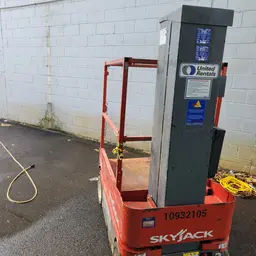 2019 Skyjack SJ16 Self-Propelled One-Person Lift