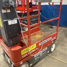 2018 Skyjack SJ12 Self-Propelled One-Person Lift