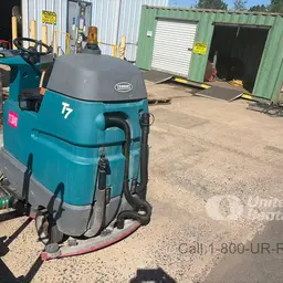 2021 Tennant M-T7 Scrubber